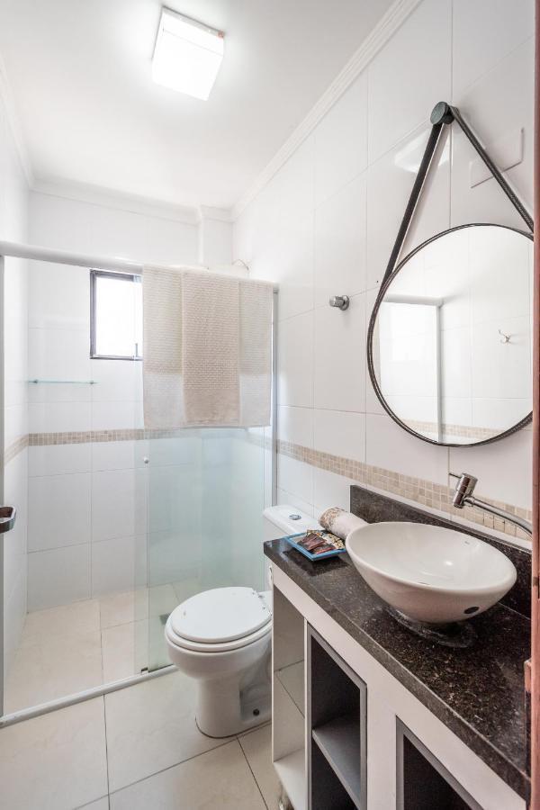 O Melhor Do Centro! Apto 01 Dormitorio Com Garagem E Ar Condicionado Балнеариу-Камбориу Экстерьер фото